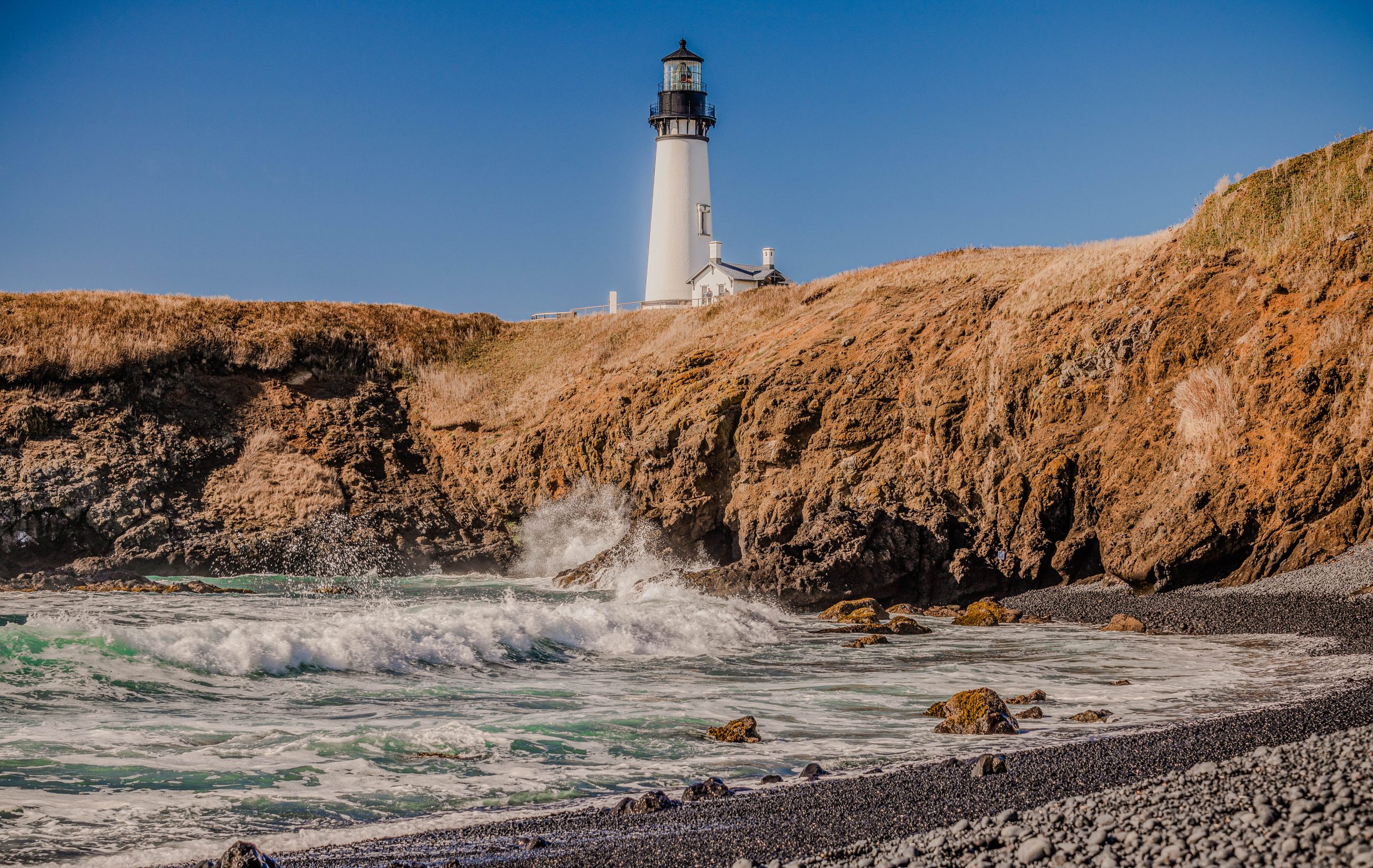 wave-crash-cove-2026-01-05-00-34-48-utc